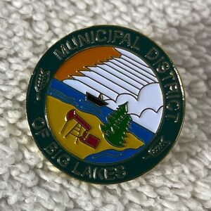5/$35 Vintage Municipal District of Big Lakes Enamel Souvenir Pin